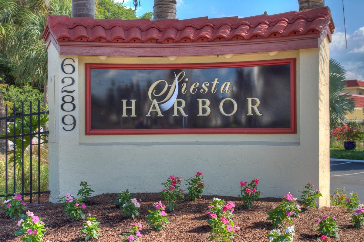 1250 N PORTOFINO DR  #107MAR, SARASOTA, FL
