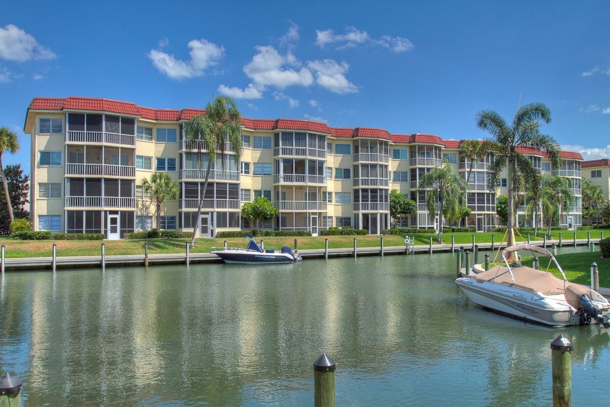 1250 N PORTOFINO DR  #107MAR, SARASOTA, FL — photo 4
