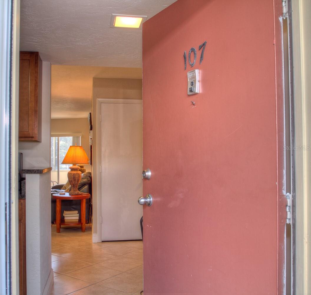 1250 N PORTOFINO DR  #107MAR, SARASOTA, FL — photo 8
