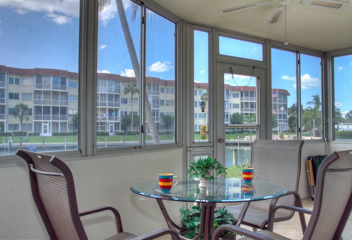 1250 N PORTOFINO DR  #107MAR, SARASOTA, FL — photo 12