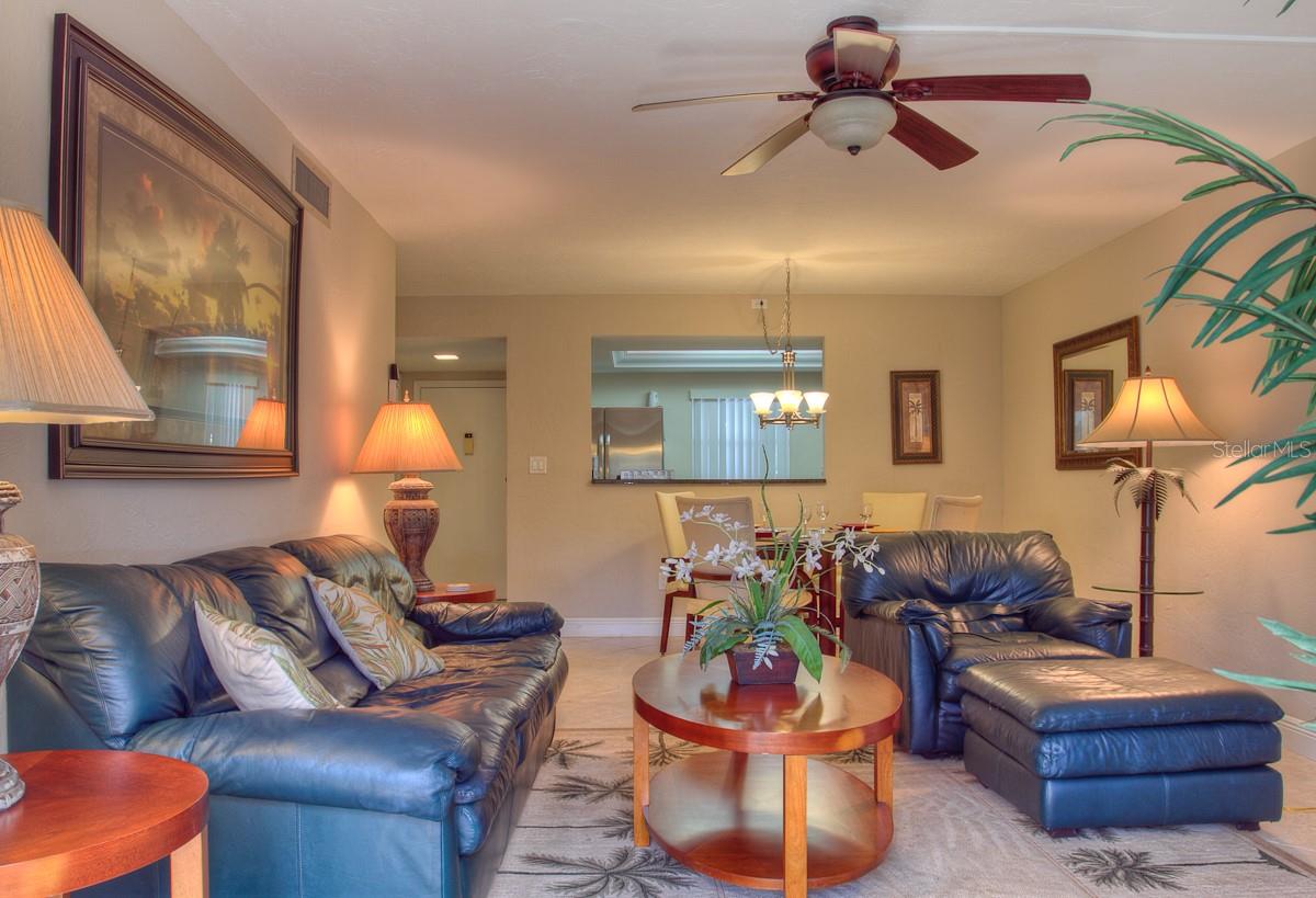 1250 N PORTOFINO DR  #107MAR, SARASOTA, FL — photo 20