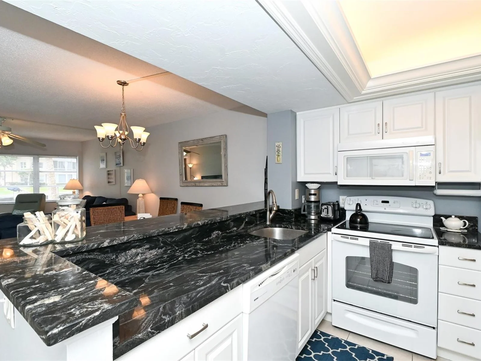 1250 N PORTOFINO DR  #107MAR, SARASOTA, FL — photo 31