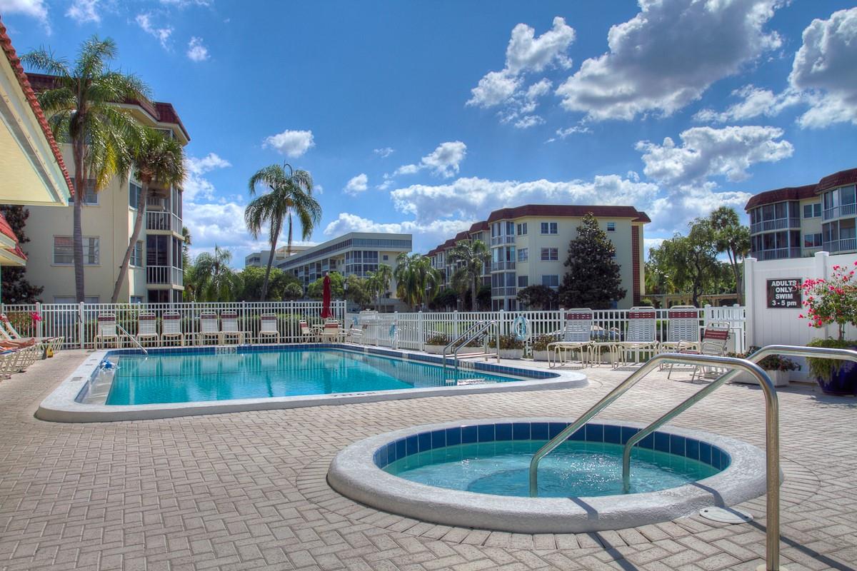 1250 N PORTOFINO DR  #107MAR, SARASOTA, FL — photo 46