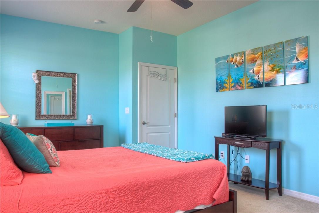 8525  KARPEAL DR, SARASOTA, FL — photo 15