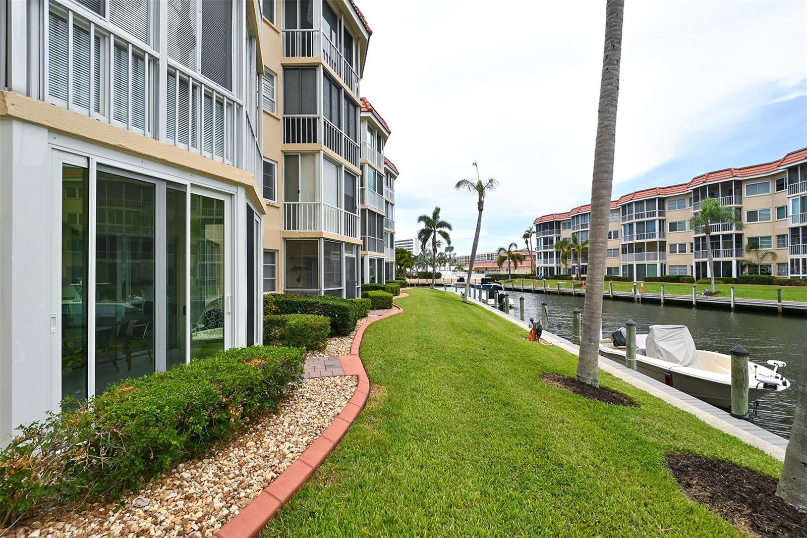 1257 S PORTOFINO DR  #36, SARASOTA, FL — photo 33