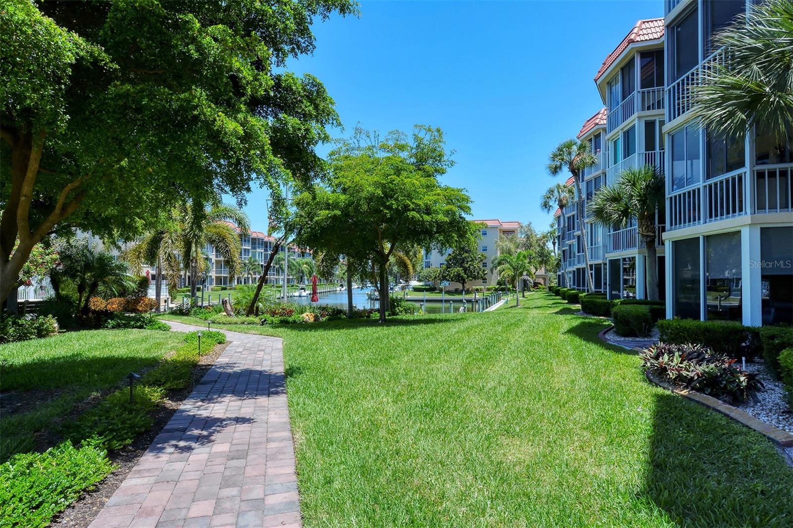 1257 S PORTOFINO DR  #36, SARASOTA, FL — photo 37