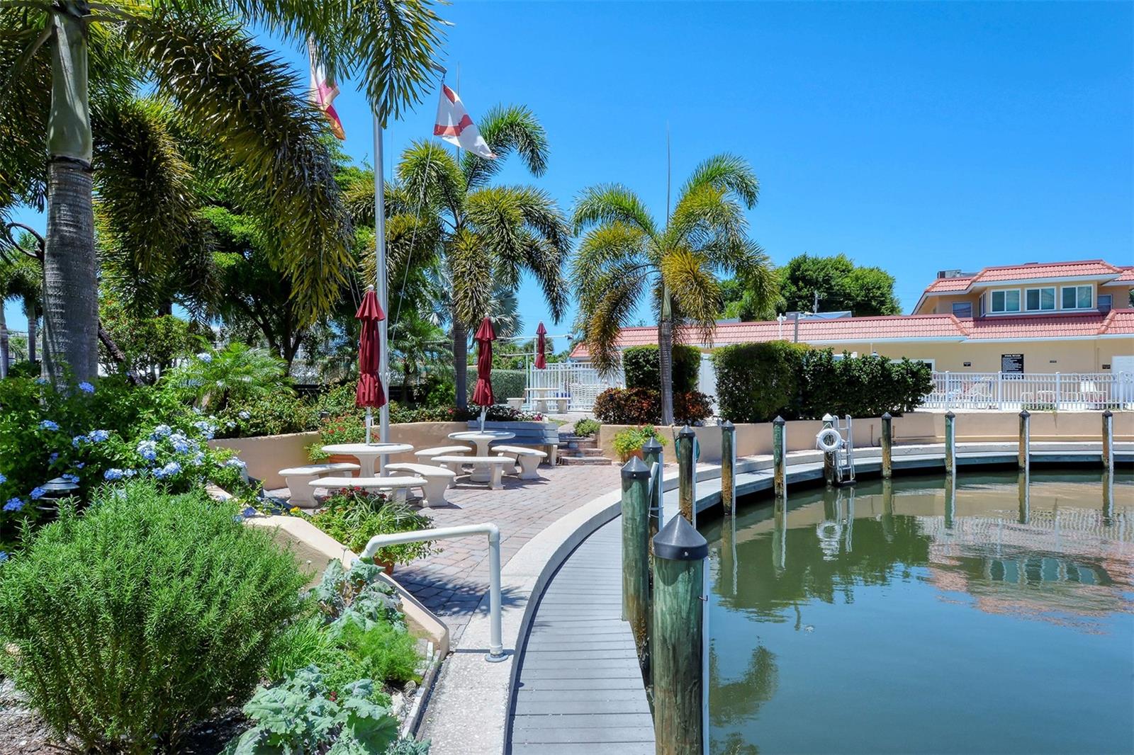 1257 S PORTOFINO DR  #36, SARASOTA, FL — photo 58