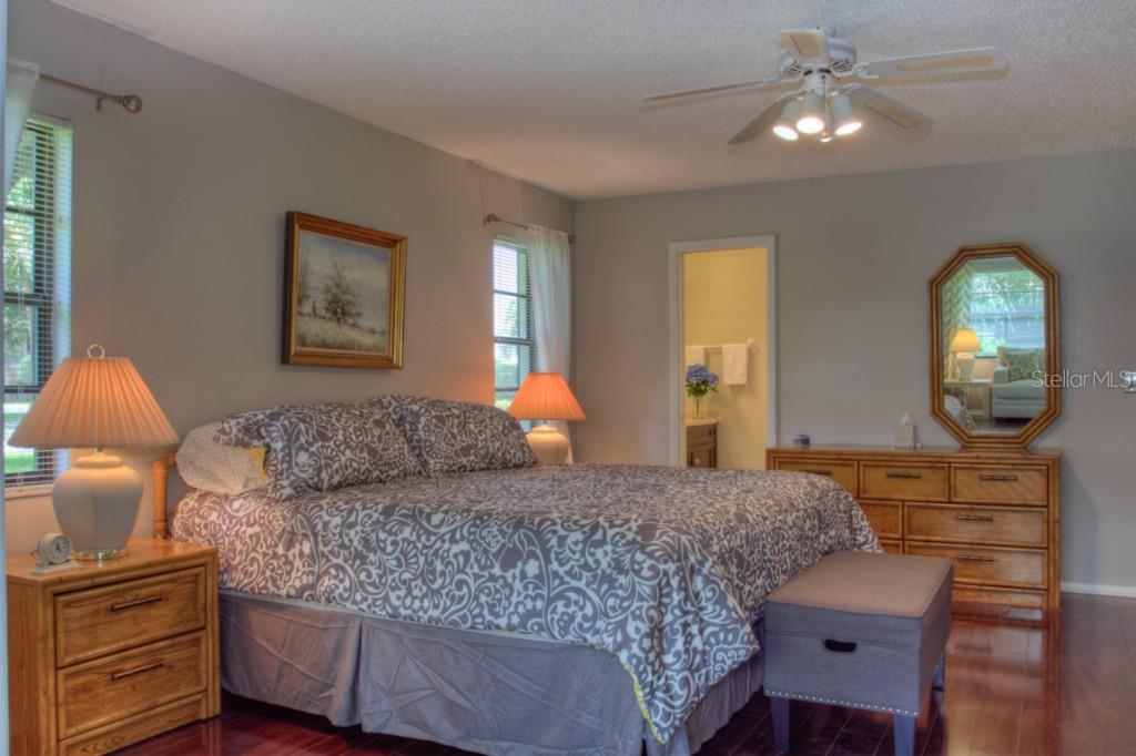 7093  FAIRWAY BEND LN, SARASOTA, FL — photo 13
