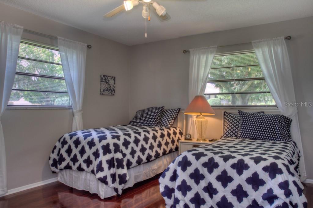 7093  FAIRWAY BEND LN, SARASOTA, FL — photo 18
