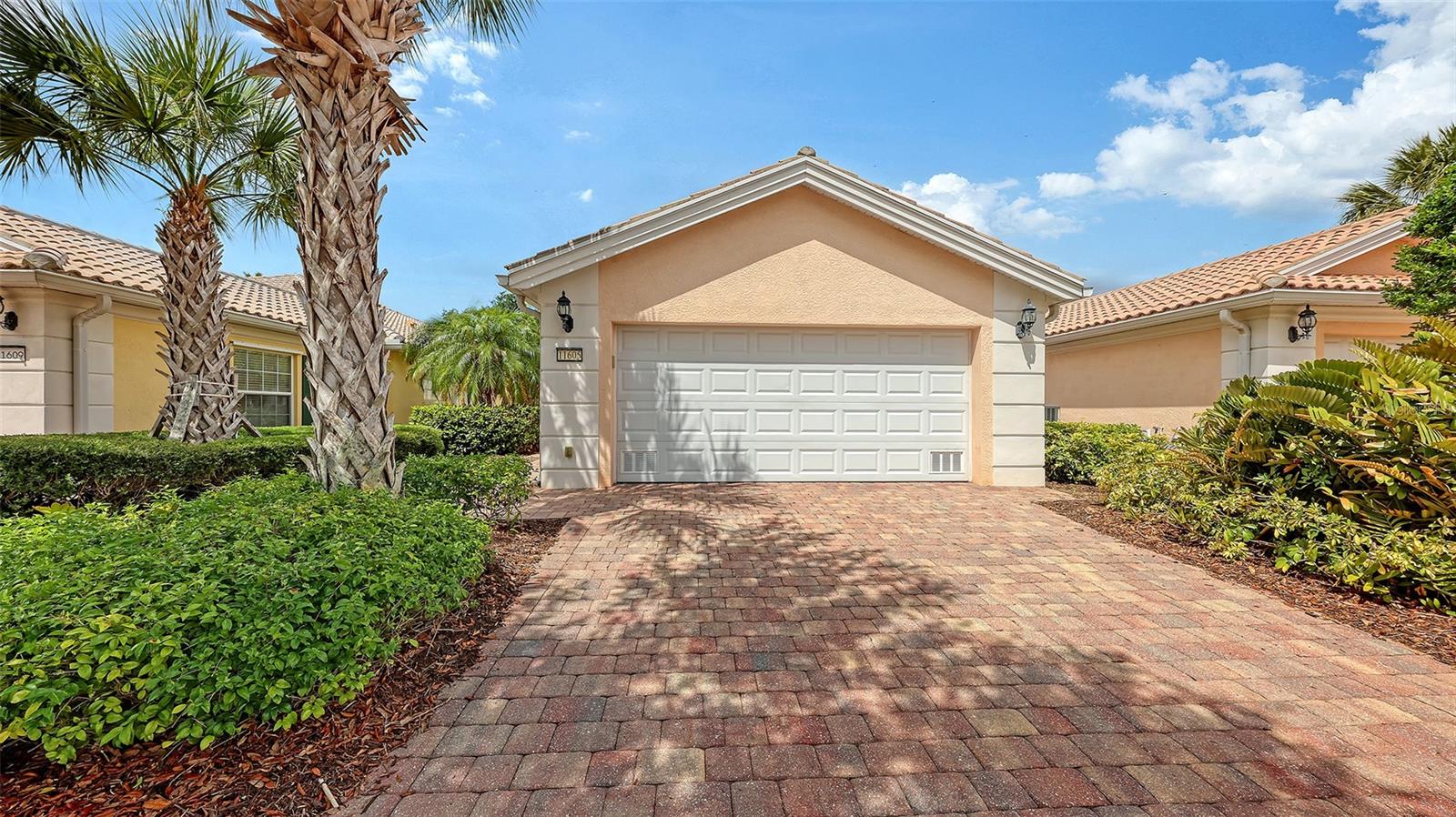 11605 GARESSIO LN, SARASOTA, FL
