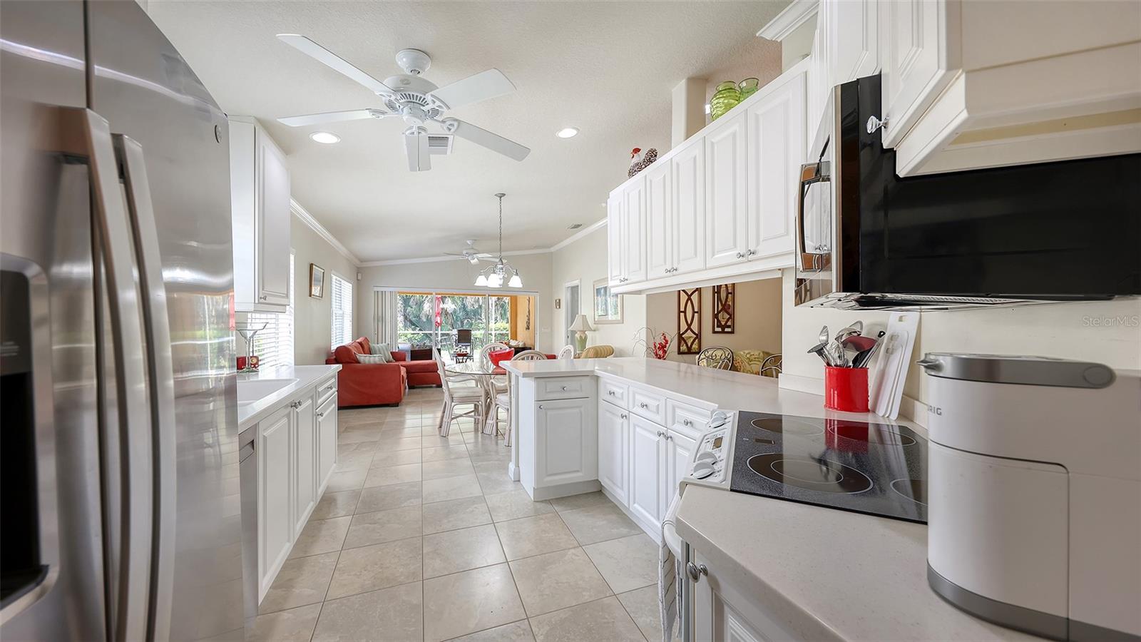 11605 GARESSIO LN, SARASOTA, FL — photo 17