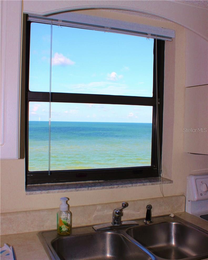 15316 GULF BOULEVARD #604, MADEIRA BEACH, FL — photo 11