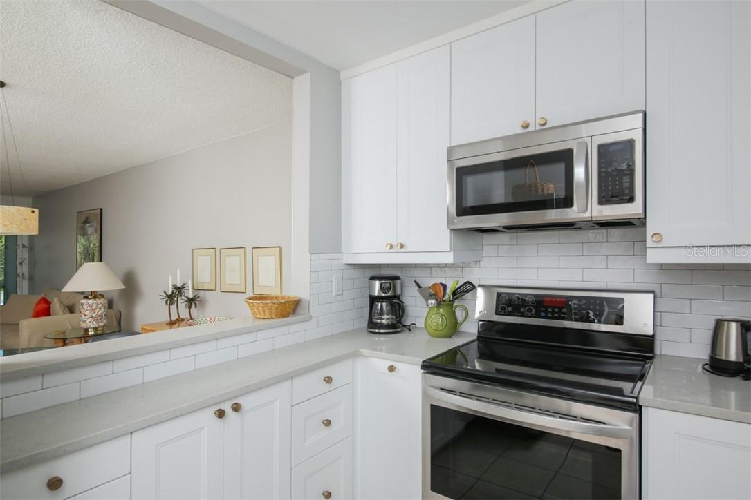 500 S WASHINGTON DR #26B, SARASOTA, FL — photo 8