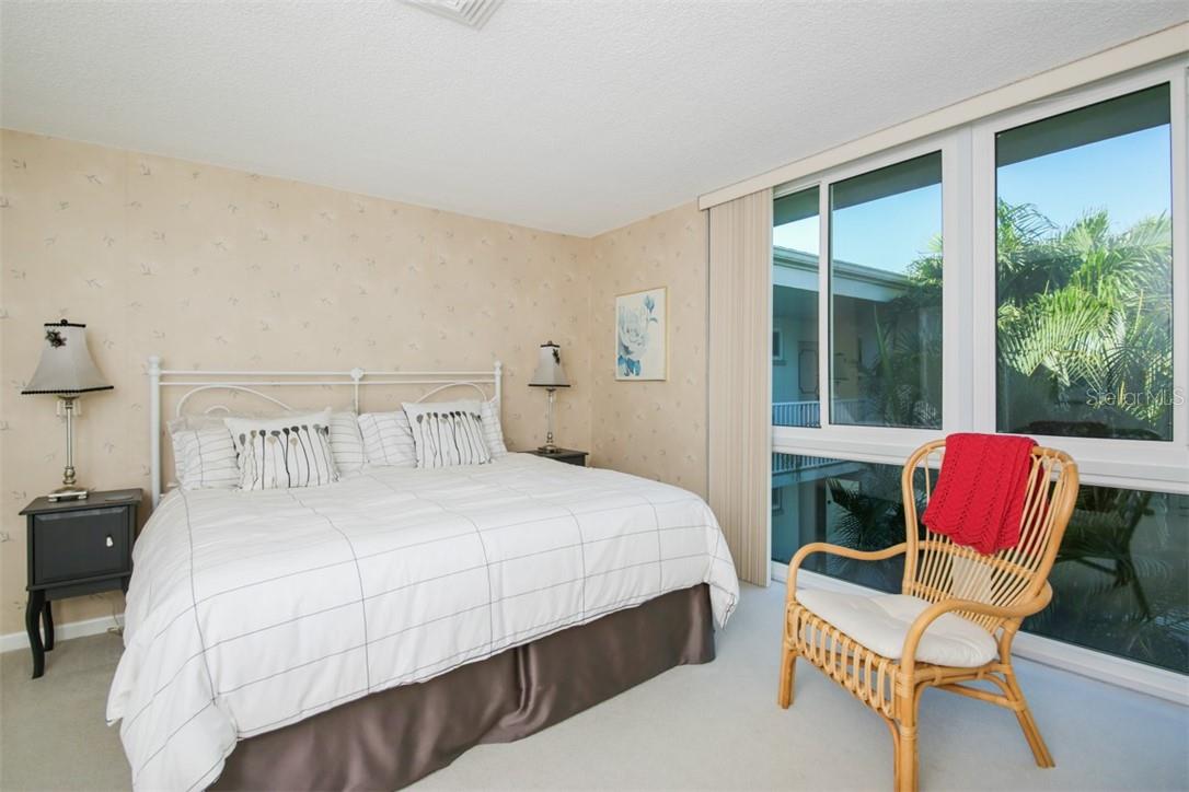 500 S WASHINGTON DR #26B, SARASOTA, FL — photo 20