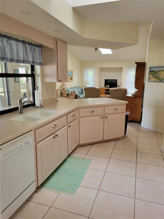 9400 NEW MARTINSVILLE AVE, ENGLEWOOD, FL — photo 27