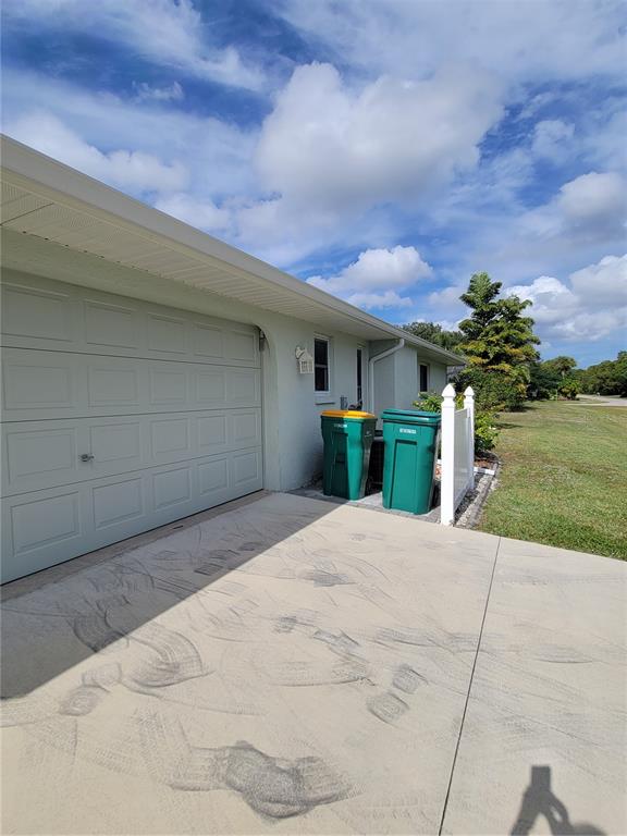 9400 NEW MARTINSVILLE AVE, ENGLEWOOD, FL — photo 93