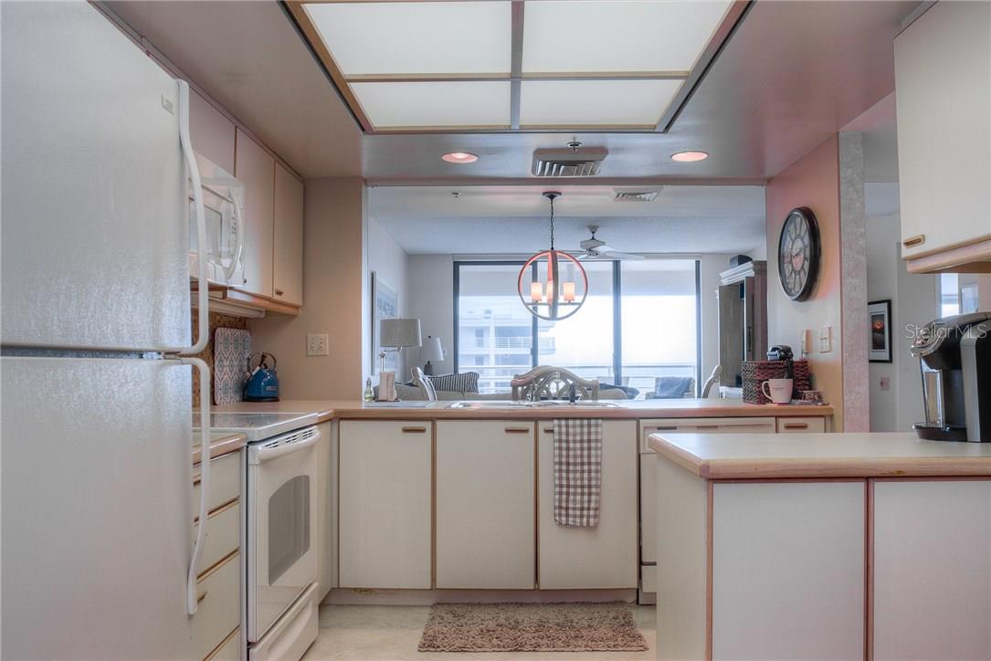 2109 GULF OF MEXICO DR #1402, LONGBOAT KEY, FL — photo 11