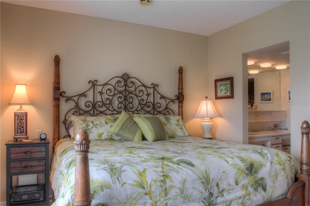 2109 GULF OF MEXICO DR #1402, LONGBOAT KEY, FL — photo 13