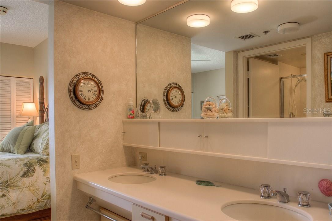 2109 GULF OF MEXICO DR #1402, LONGBOAT KEY, FL — photo 14