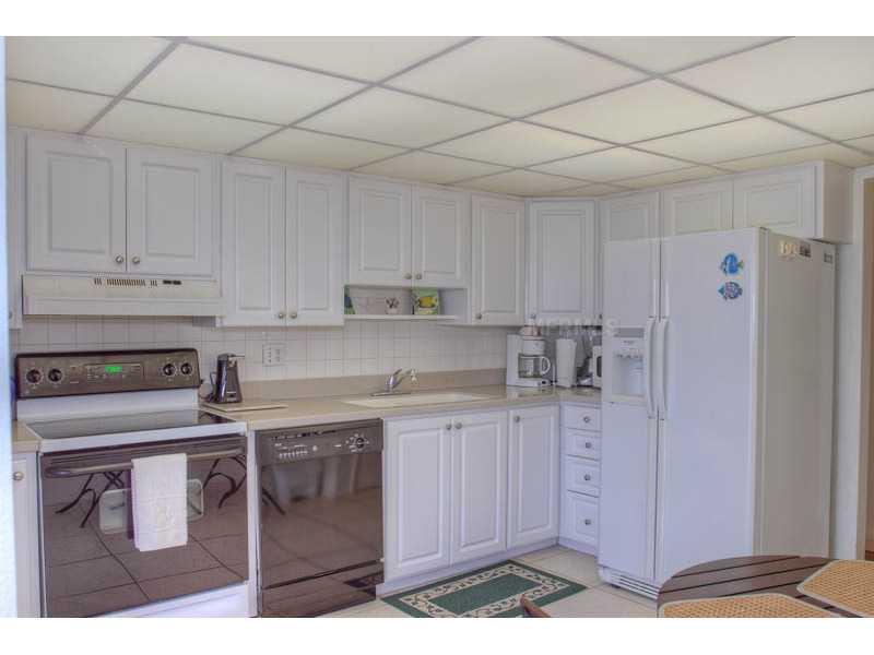 131  GARFIELD DR  #4C, SARASOTA, FL — photo 8