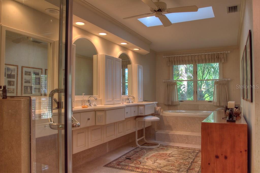3434  CASEY KEY RD, NOKOMIS, FL — photo 16