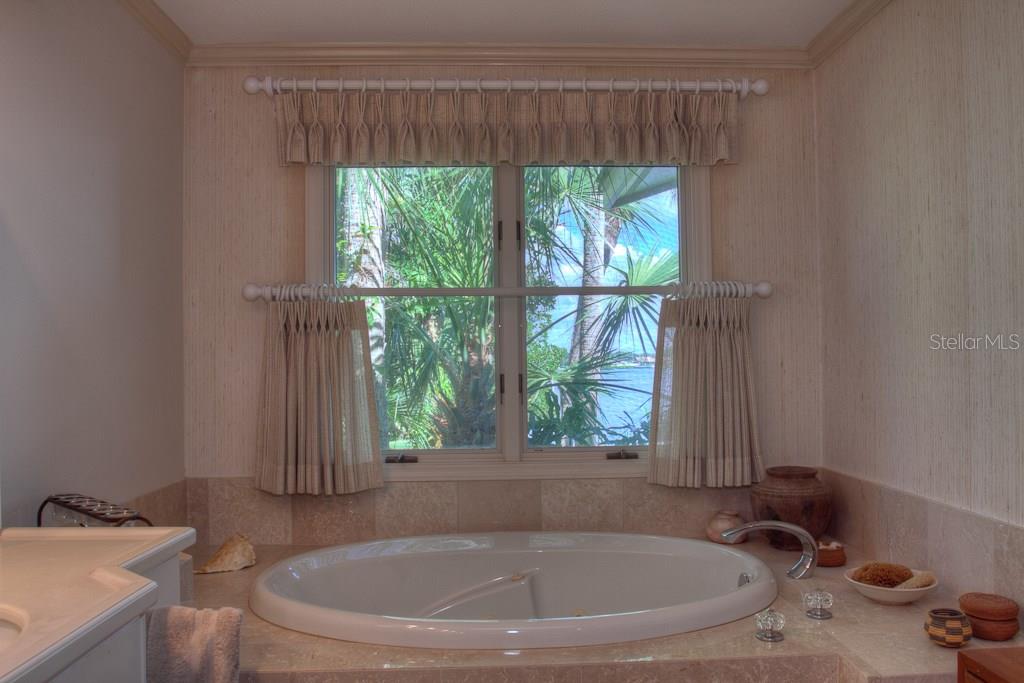 3434  CASEY KEY RD, NOKOMIS, FL — photo 17