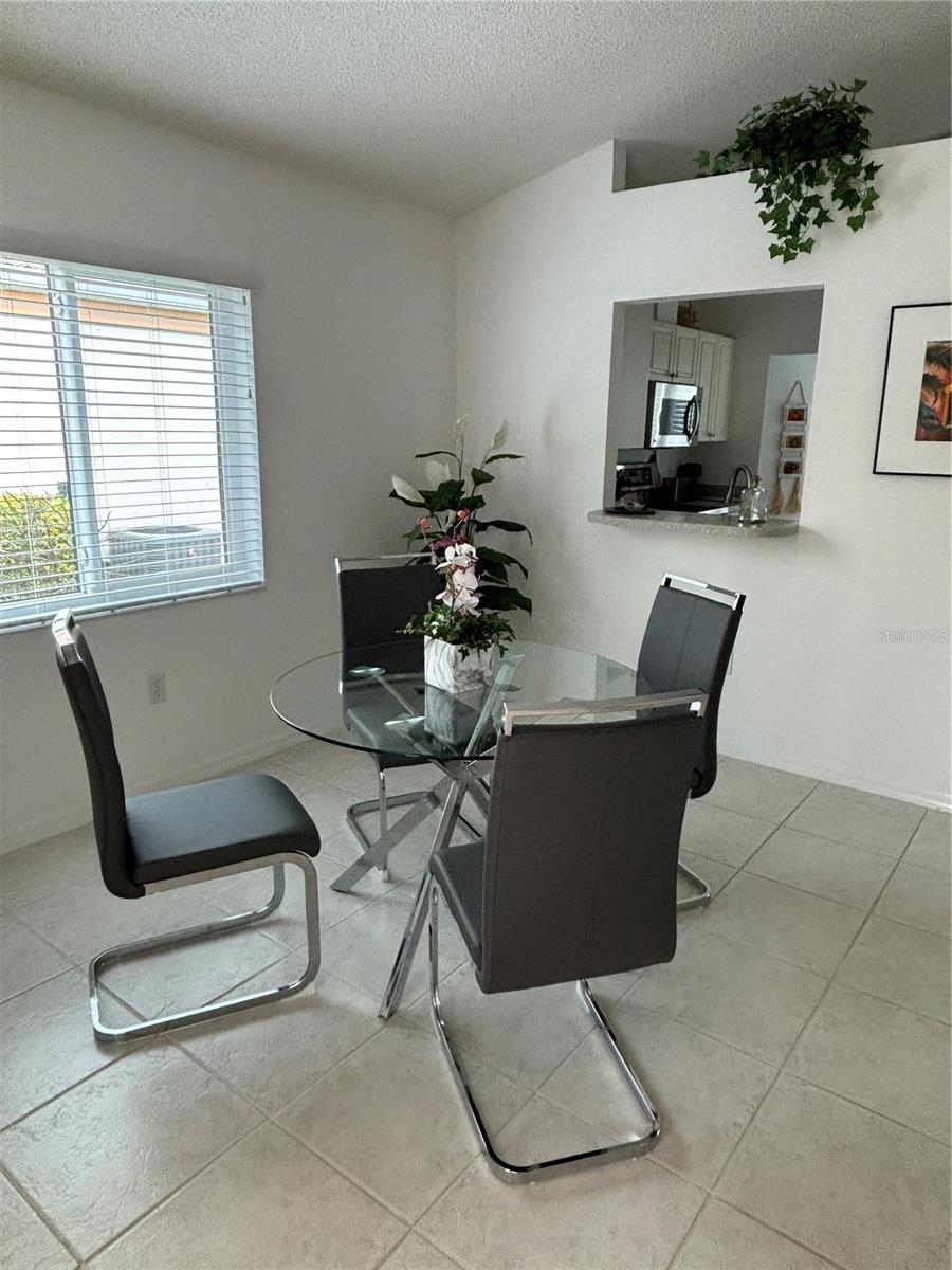 1332  CAPRI ISLES BLVD, VENICE, FL — photo 5