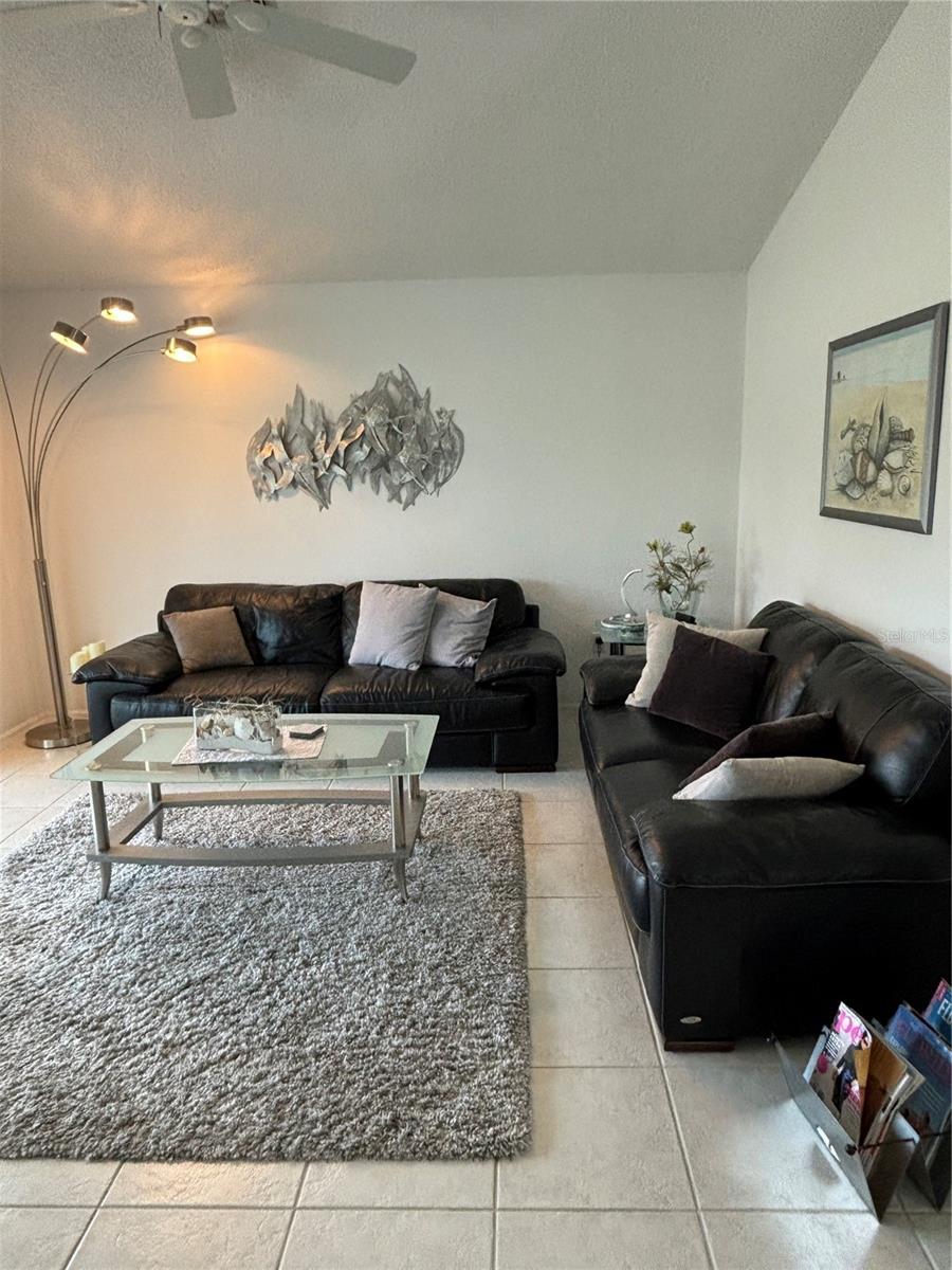 1332  CAPRI ISLES BLVD, VENICE, FL — photo 15
