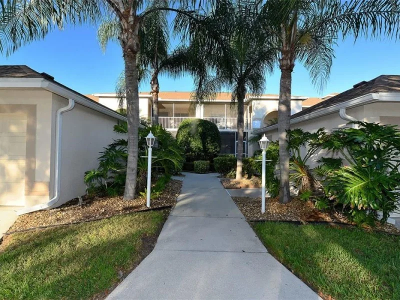 9480  HIGH GATE DR  #2125, SARASOTA, FL