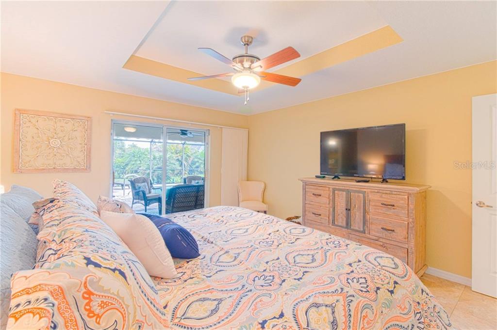 11268 OCEANSPRAY BLVD, ENGLEWOOD, FL — photo 9