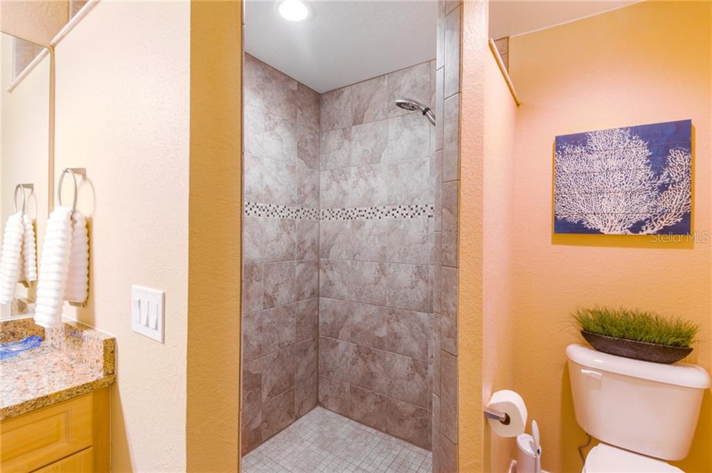 11268 OCEANSPRAY BLVD, ENGLEWOOD, FL — photo 11