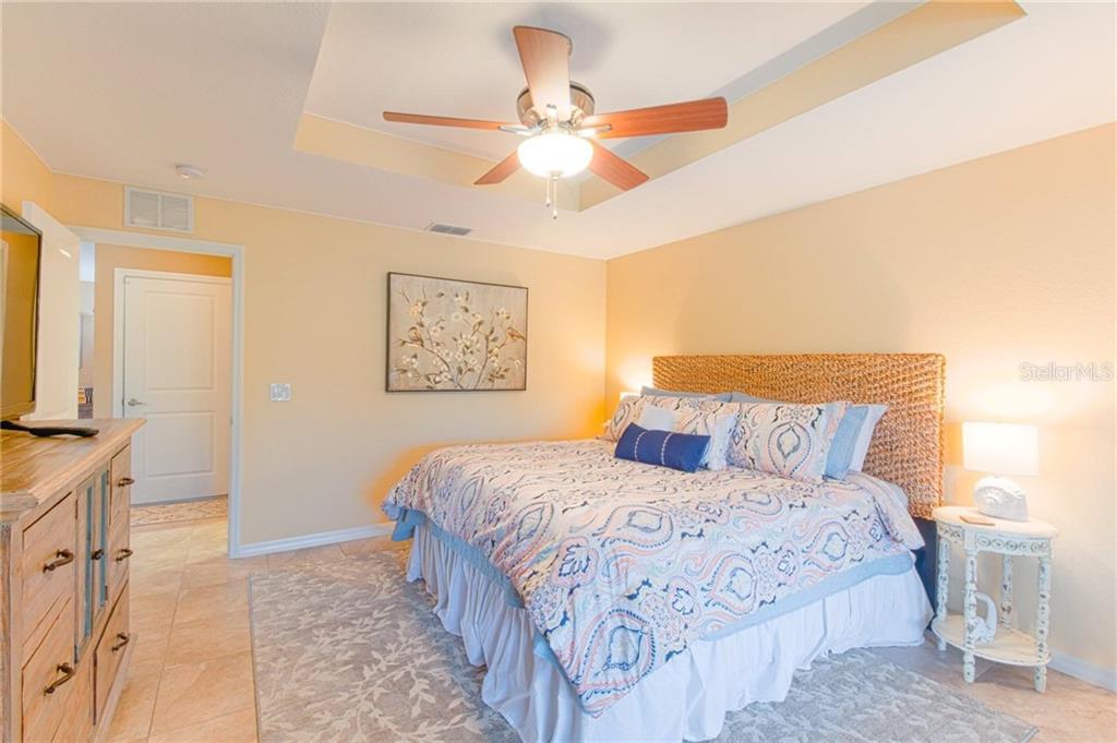 11268 OCEANSPRAY BLVD, ENGLEWOOD, FL — photo 13