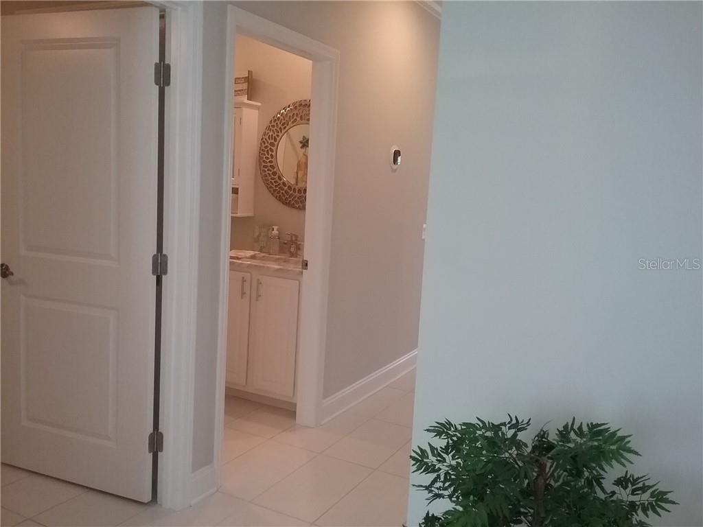293 HIDDEN BAY DR #203, OSPREY, FL — photo 30