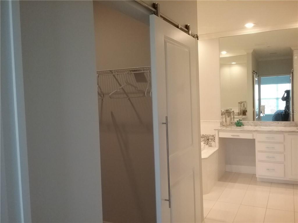 293 HIDDEN BAY DR #203, OSPREY, FL — photo 31