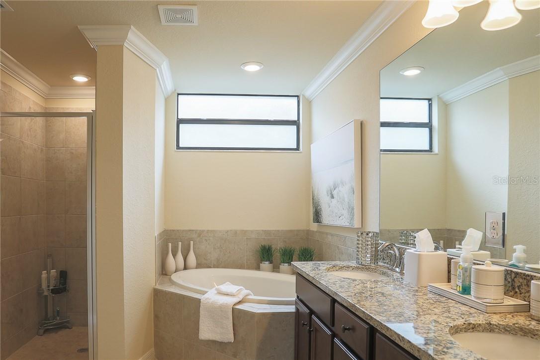 5558 PALMER CIR #106, BRADENTON, FL — photo 14
