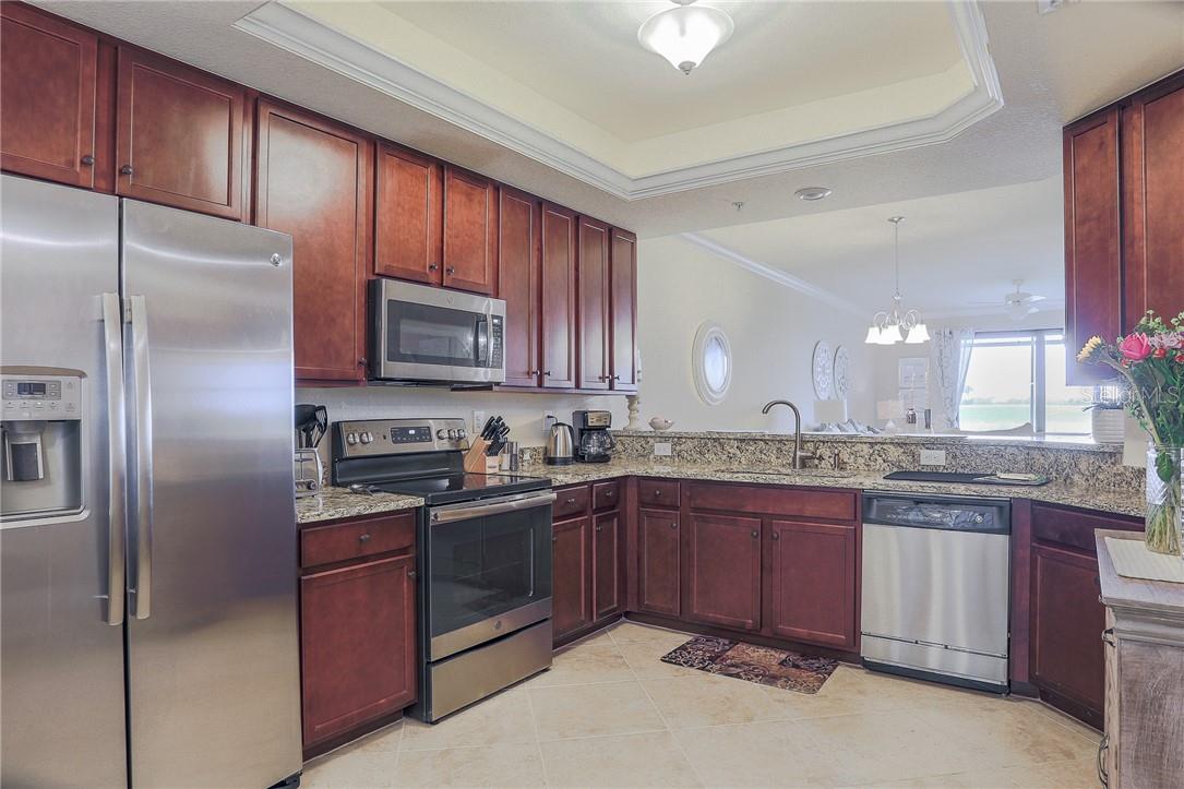 5558 PALMER CIR #106, BRADENTON, FL — photo 20