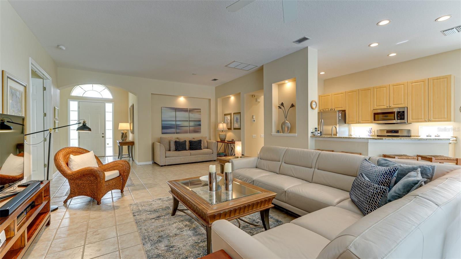 6920 LENNOX PL, UNIVERSITY PARK, FL — photo 8