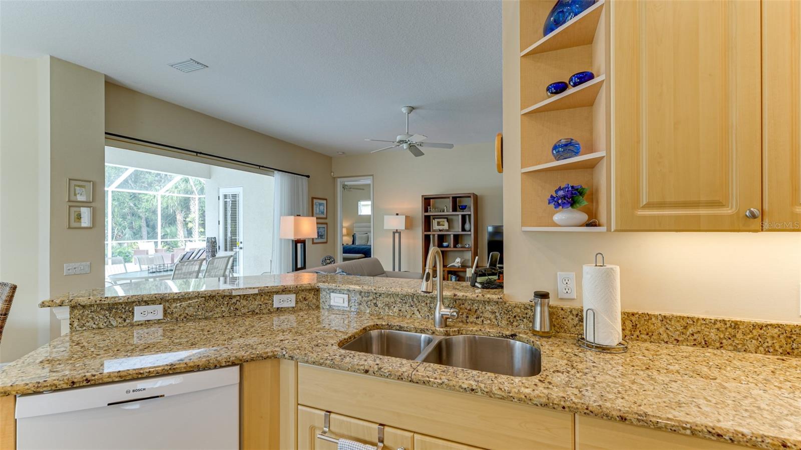 6920 LENNOX PL, UNIVERSITY PARK, FL — photo 12