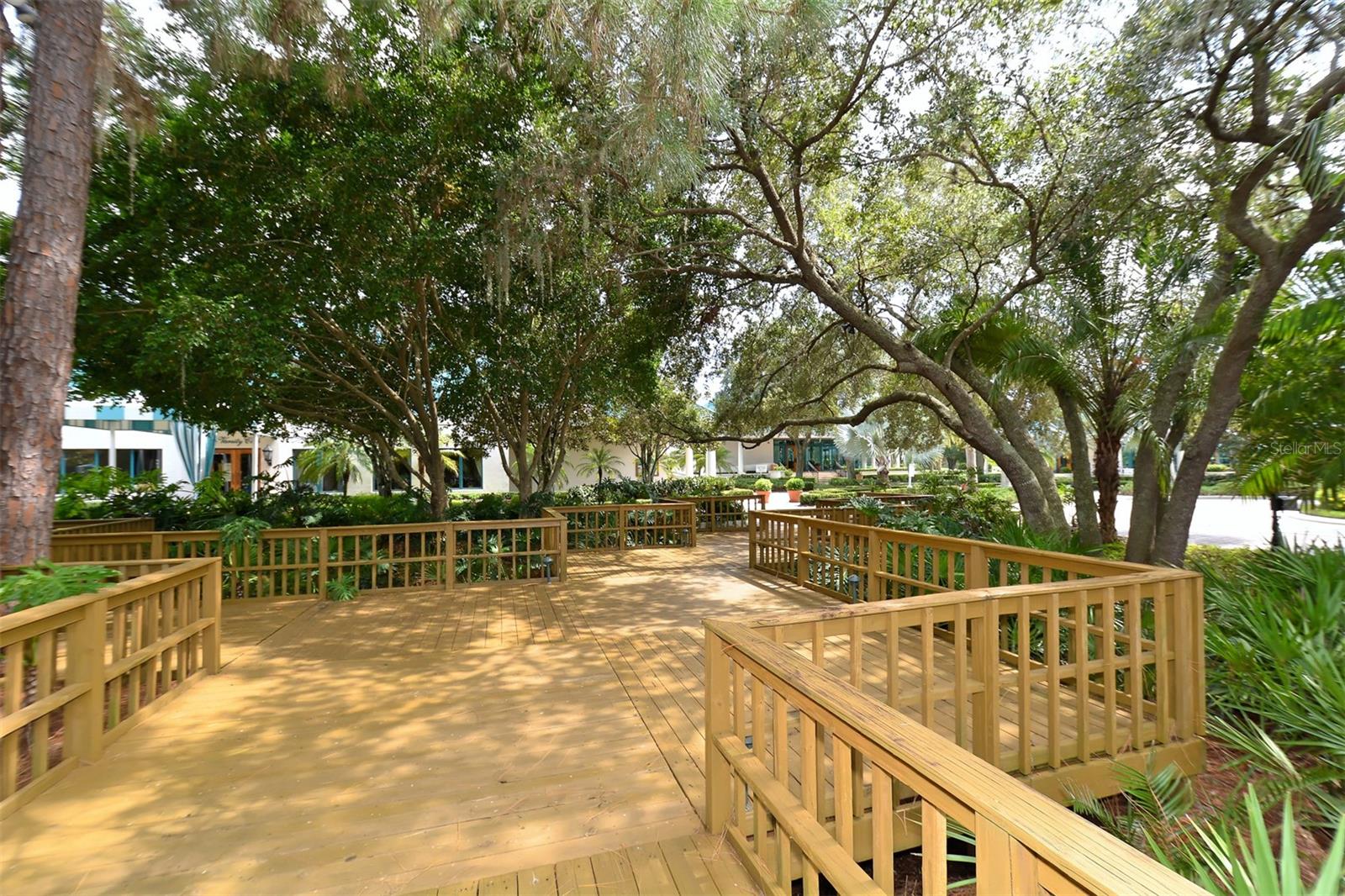 6920 LENNOX PL, UNIVERSITY PARK, FL — photo 60