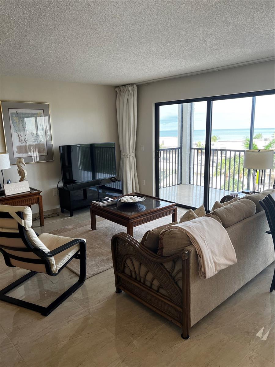 1102 BEN FRANKLIN DR #514, SARASOTA, FL — photo 3