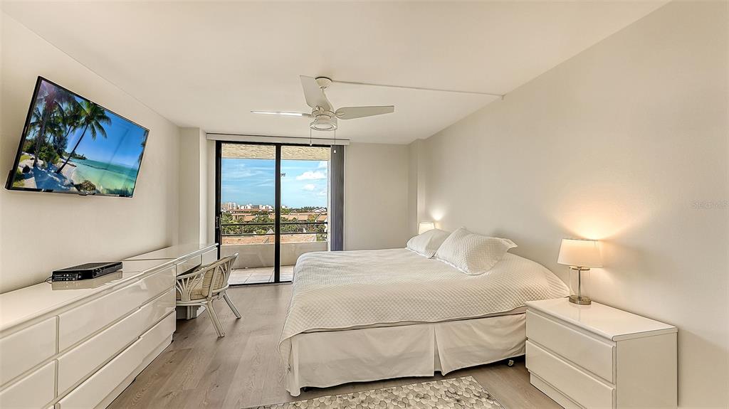 6415 MIDNIGHT PASS RD #602, SARASOTA, FL — photo 13