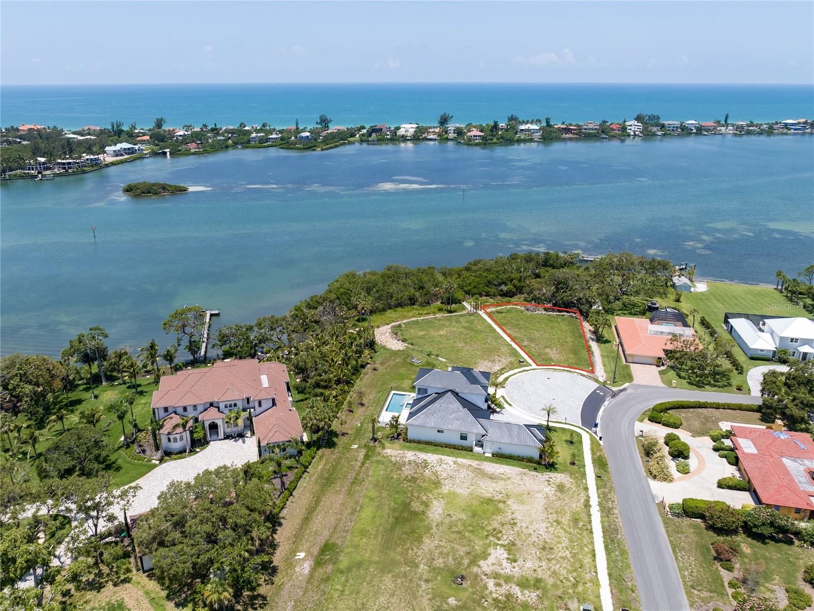 1461 BAYSHORE RD, NOKOMIS, FL