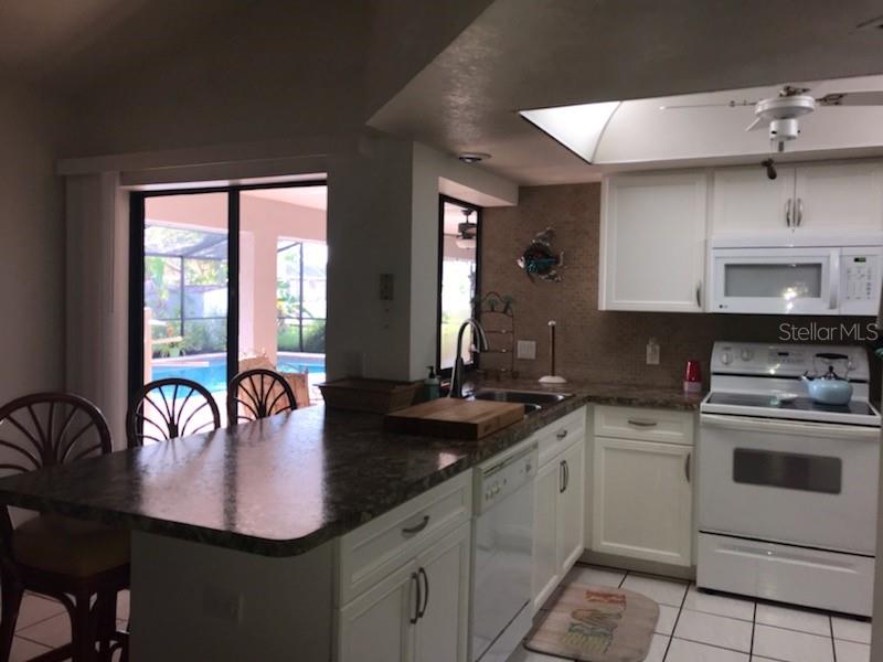 7160 CARLSBAD TER, ENGLEWOOD, FL — photo 5