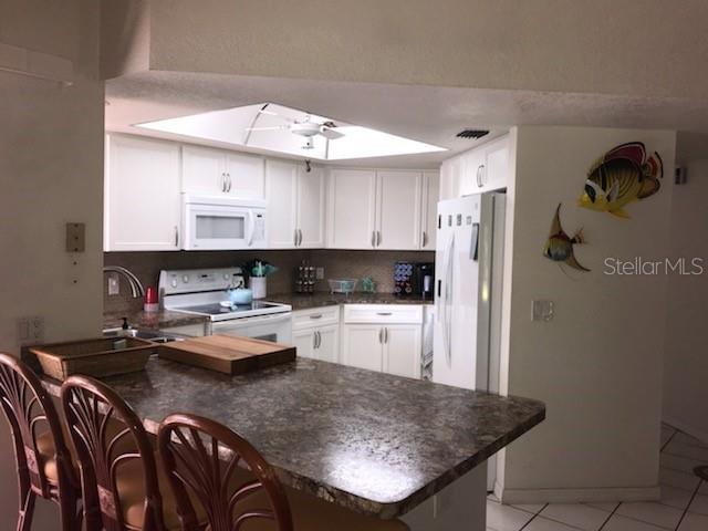 7160 CARLSBAD TER, ENGLEWOOD, FL — photo 6