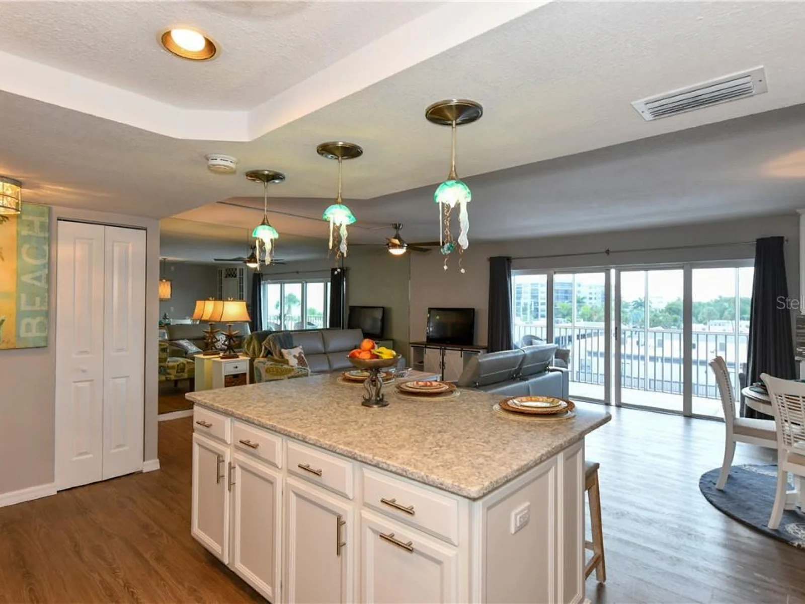 800 BENJAMIN FRANKLIN DR #403, SARASOTA, FL — photo 14