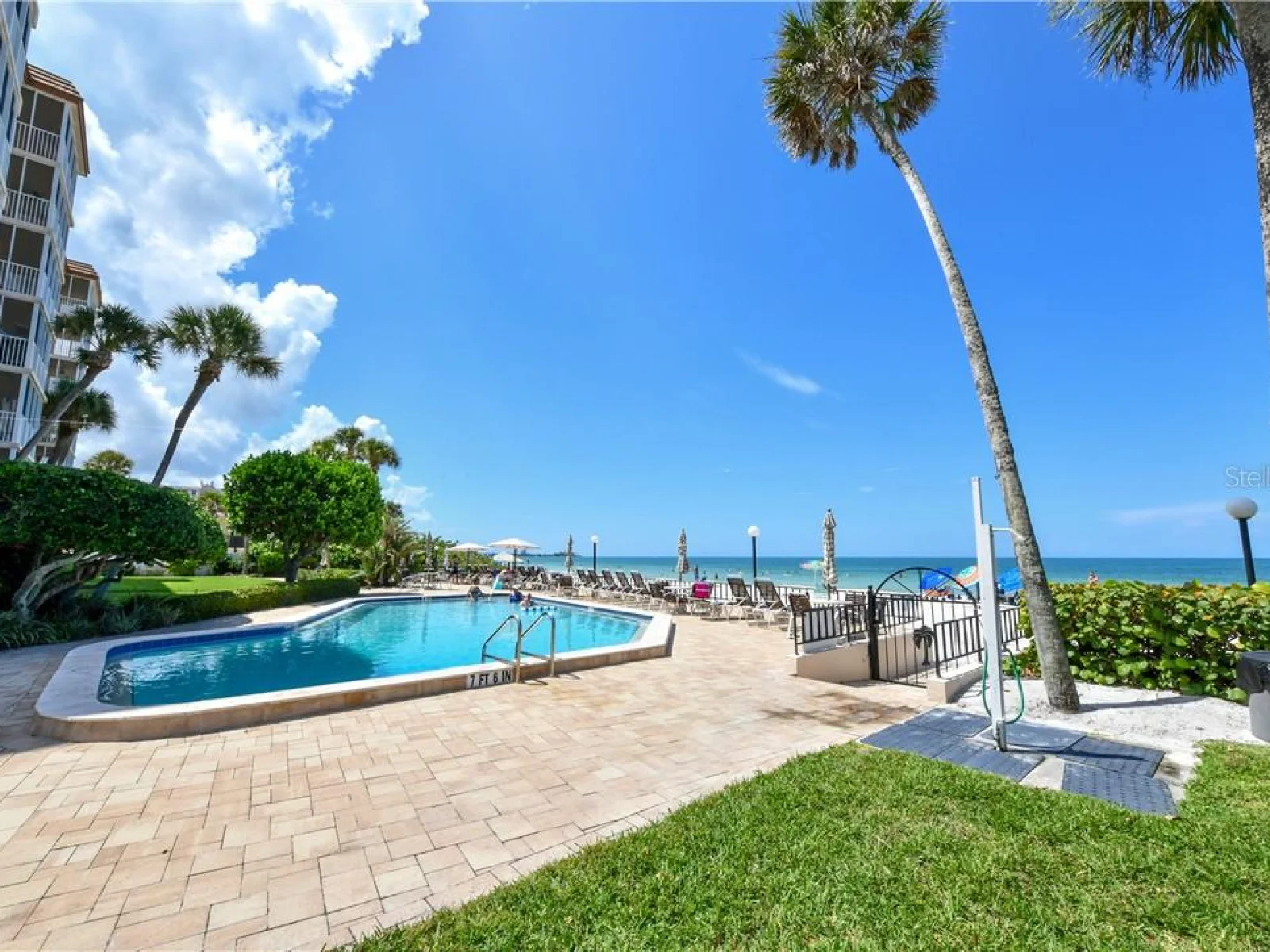 800 BENJAMIN FRANKLIN DR #403, SARASOTA, FL — photo 25