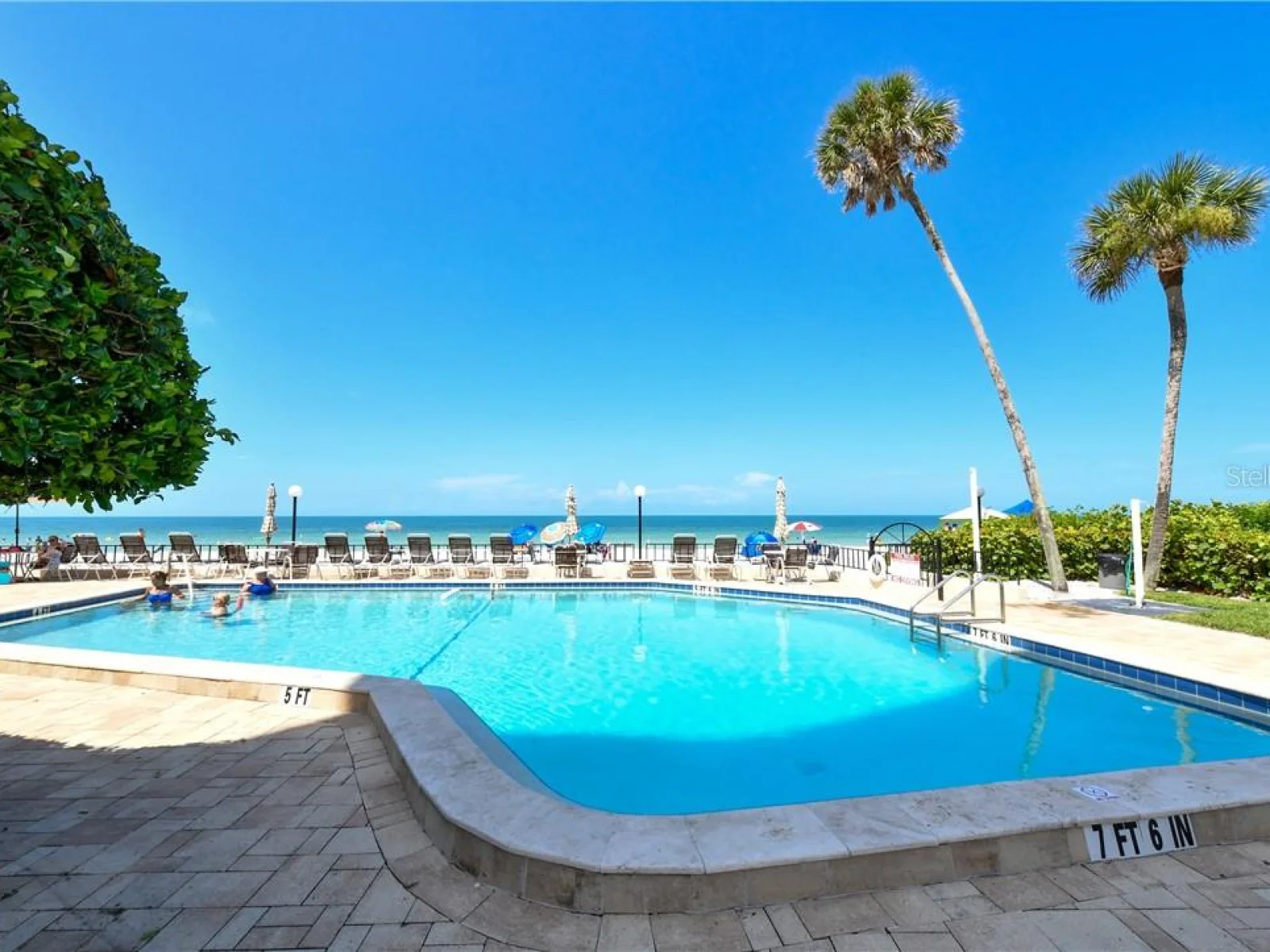 800 BENJAMIN FRANKLIN DR #403, SARASOTA, FL — photo 27