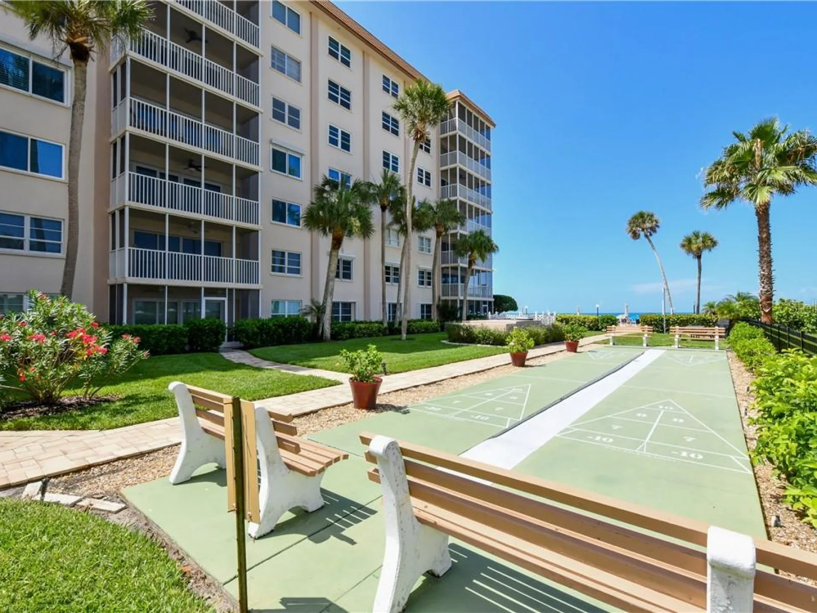 800 BENJAMIN FRANKLIN DR #403, SARASOTA, FL — photo 34