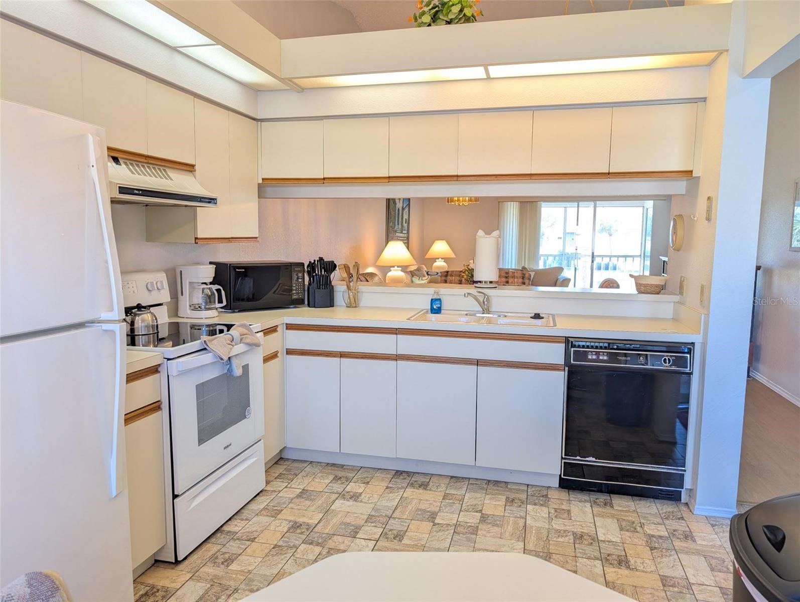 4378 MADERIA COURT CT #n/a, SARASOTA, FL — photo 17