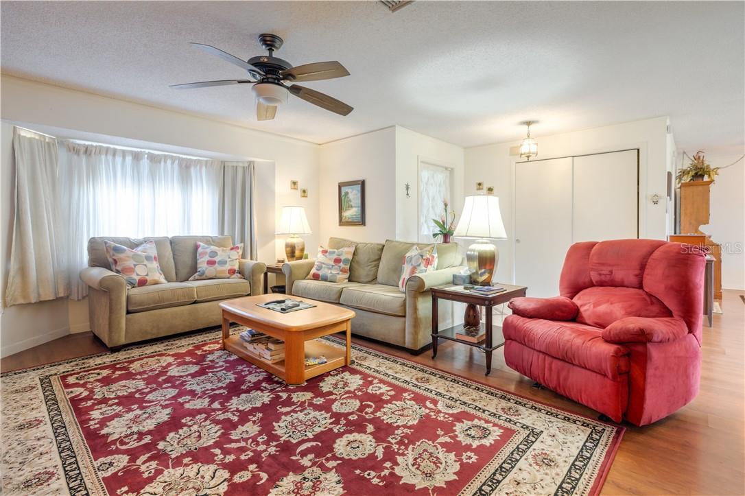 37 OAKLAND HILLS PL, ROTONDA WEST, FL — photo 8